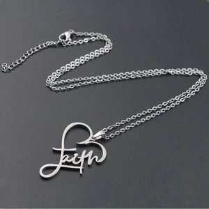 Silver Faith Love Heart Necklace ✝️🩶